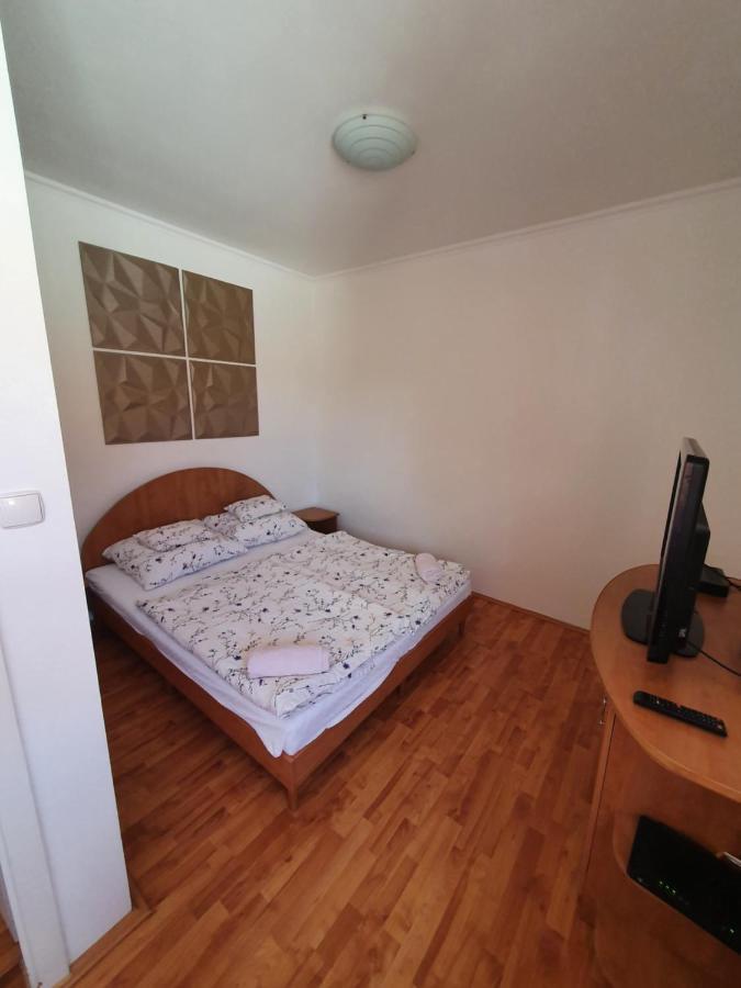 Fischer Apartman 3 Hajdúszoboszló Eksteriør billede